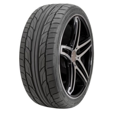 PNEU NITTO 235/45/17 93W NT-555